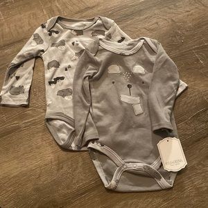 6-9 months, 2 pack bodysuits, Kyle&Deena